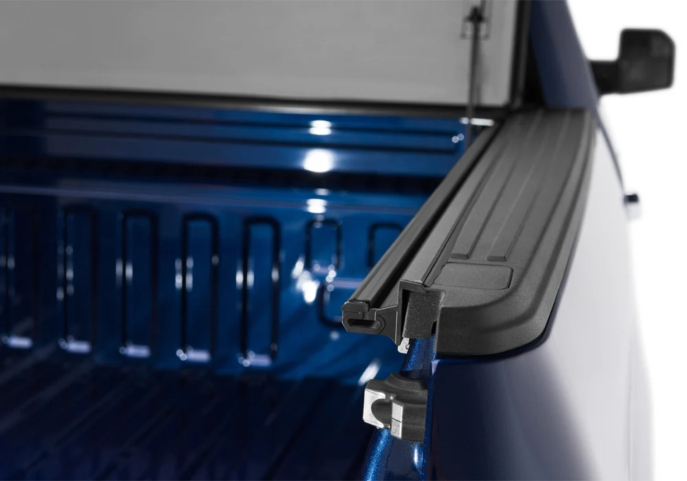 BAK BAKFlip FiberMax Hard Folding Truck Bed Cover - 21-24 Ford F-150 5' 7" Bed (Includes Lightning) Model 1126339 - Image 10