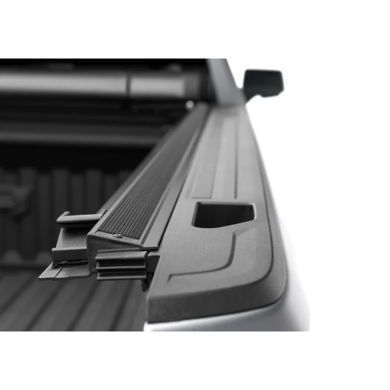 Truxedo Pro X15 Tonneau Cover - Black - 2019 (New Body Style)-2024 Chevy Silverado/GMC Sierra (without CarbonPro Bed) 5' 9" Bed without MultiPro Tailgate Model 1472401 - Image 4