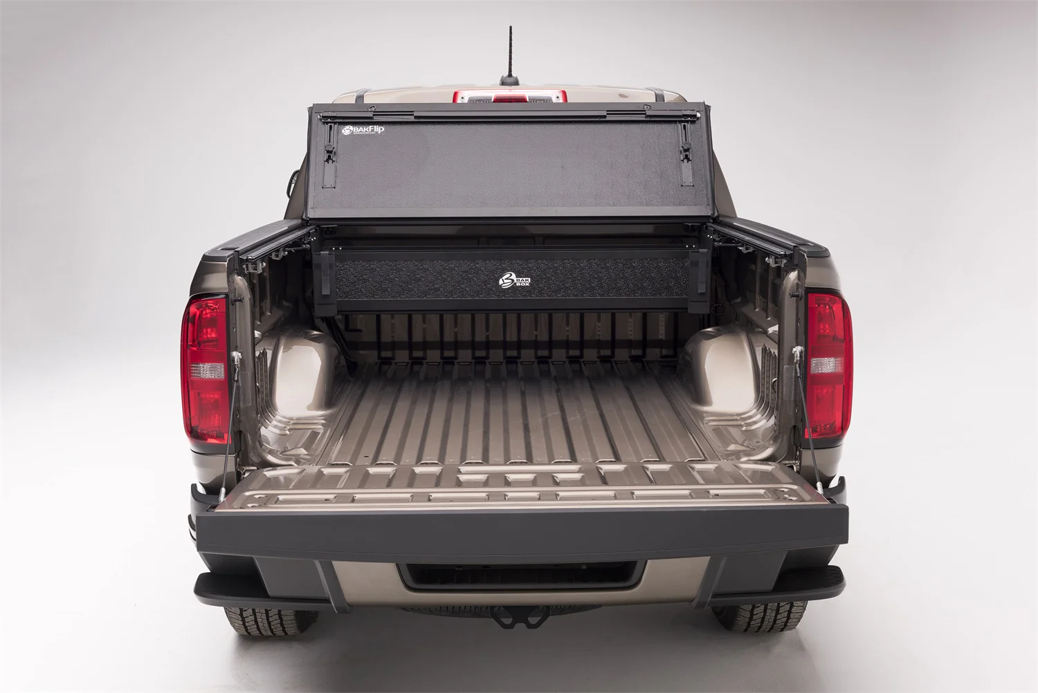 BAK BAKFlip G2 Hard Folding Truck Bed Cover - 20-24 Jeep Gladiator 5' Bed Model 226701 - Image 14