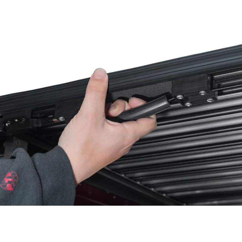Retrax IX - 19-23 (New Body) Ram 1500 6'4" w/out RB w/out Mltfnctn TG Model 30245 - Image 14