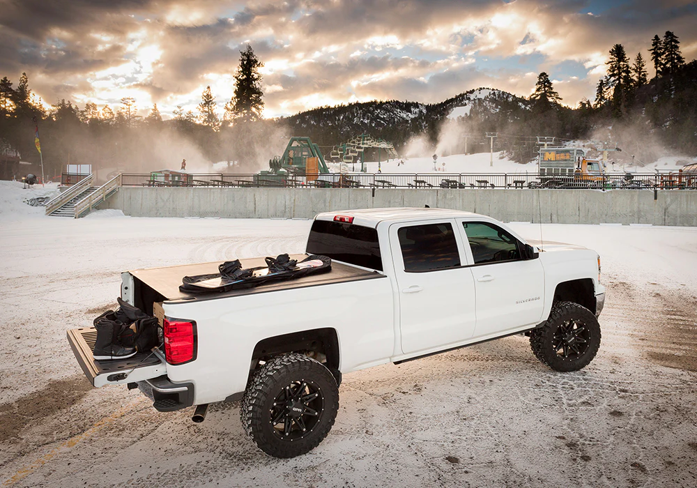 BAK Revolver X2 Hard Rolling Truck Bed Cover - 19-24 (New Body Style) Chevy Silverado/GMC Sierra (without CarbonPro Bed) 5' 9" Bed Model 39130 - Image 17