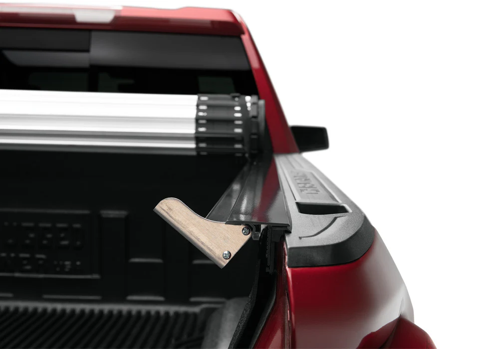 BAK Revolver X2 Hard Rolling Truck Bed Cover - 20-24 Chevy Silverado/GMC Sierra 2500 HD/3500 HD 6' 10" Bed Model 39133 - Image 11