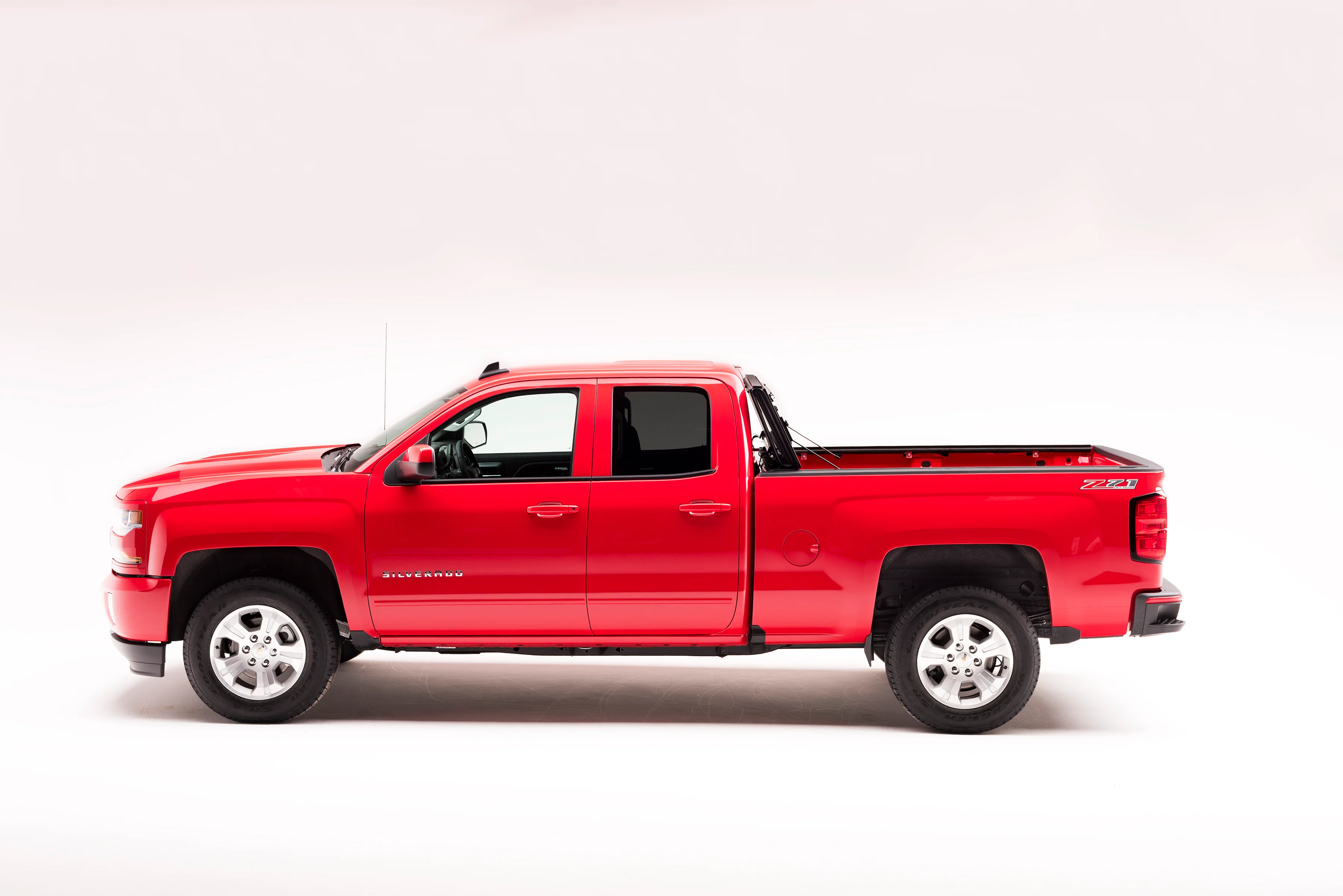 BAK BAKFlip MX4 Hard Folding Truck Bed Cover - Matte Finish - 2015-2022 Chevy Colorado/GMC Canyon 5' Bed Model 448126 - Image 9