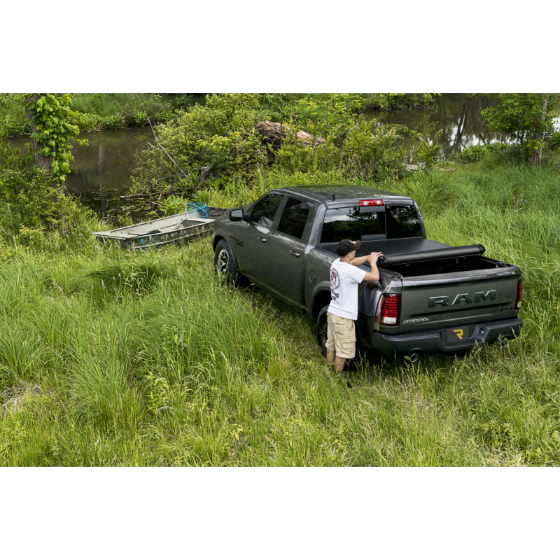 Truxedo Deuce Tonneau Cover - Black - 2007-2014 Chevy Silverado/GMC Sierra 3500 HD 8' Bed with Dual Rear Wheels with Bed Caps Model 771501 - Image 2