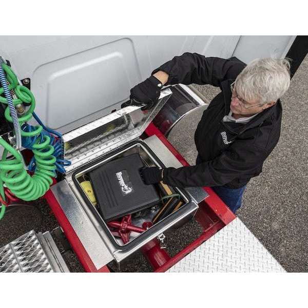 Buyers Products 9x24x22 Inch Diamond Tread Aluminum In-Frame Truck Tool Box Model 1705384 - Image 4