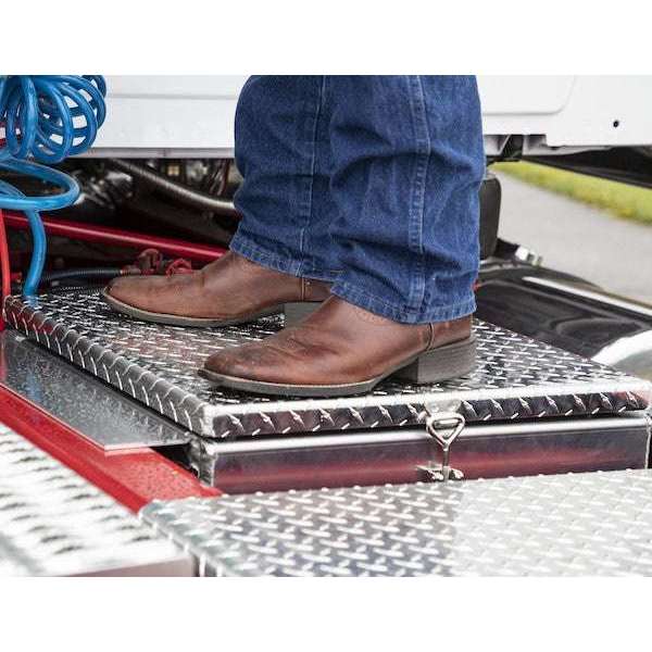 Buyers Products 9x24x22 Inch Diamond Tread Aluminum In-Frame Truck Tool Box Model 1705384 - Image 5