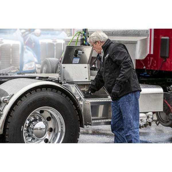 Buyers Products WideOpen™ Class 8 Step Box for Semi Trucks - 18 Inch Width Model 1705281 - Image 12