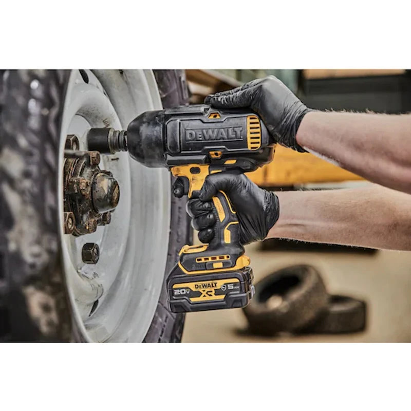 DeWalt 20V MAX* XR® 1/2 In. High Torque Impact Wrench with Hog Ring Anvil DCF900GP2 - Image 7