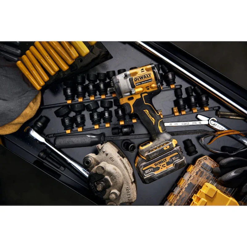 DeWalt ATOMIC™ 20V MAX* 3/8 In. Cordless Impact Wrench With Hog Ring Anvil (Tool Only) DCF923B - Image 8