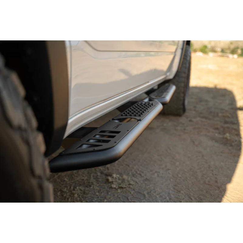 DV8 Offroad OE Plus Running Boards Model SRDR1-01 - Image 13
