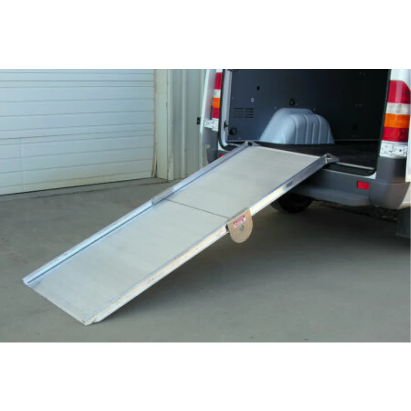 Link Manufacturing LS50 Series Heavy-Duty Portable Aluminum Portable Ramp Straight Design 750 - 1000 Pound Capacity Model LS50-30-108 - Image 4