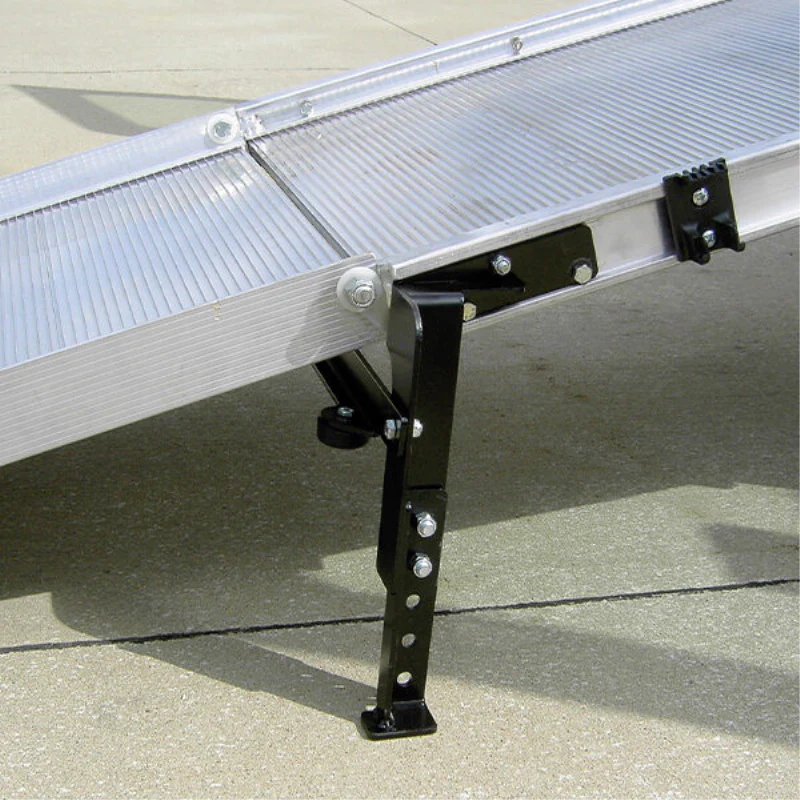 Link Manufacturing LT30 Three Piece 119 Inch Extended Ramp 1000 Pound Capacity Model LT30-30-119 - Image 5
