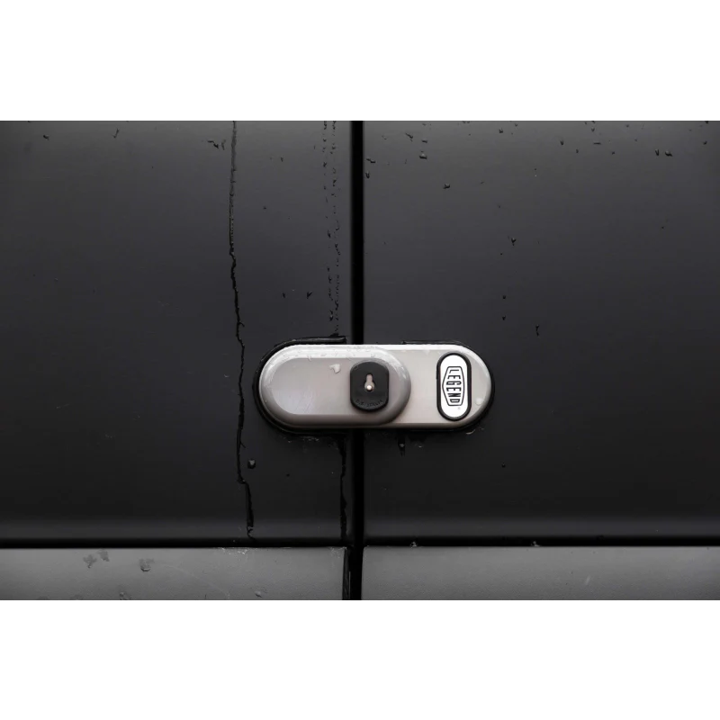 LEGEND SecuriLock Van Lock Slamlock Triple Lock (3 Locks Each) Model SL1-021-003 - Image 3