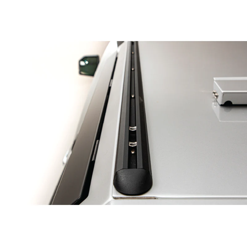 SmartCap OEM White Truck Bed Cap EVOc Commercial Series w/ Horizontal Locks Model EC1301-WH - Image 4