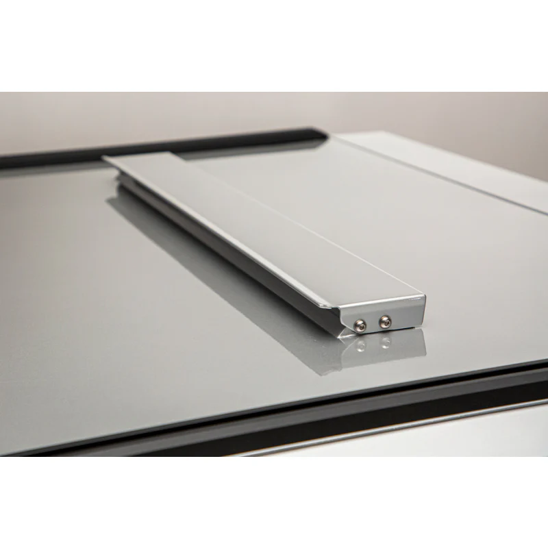 SmartCap OEM White Truck Bed Cap EVOc Commercial Series w/ Vertical Locks Model EC1313-WH - Image 8