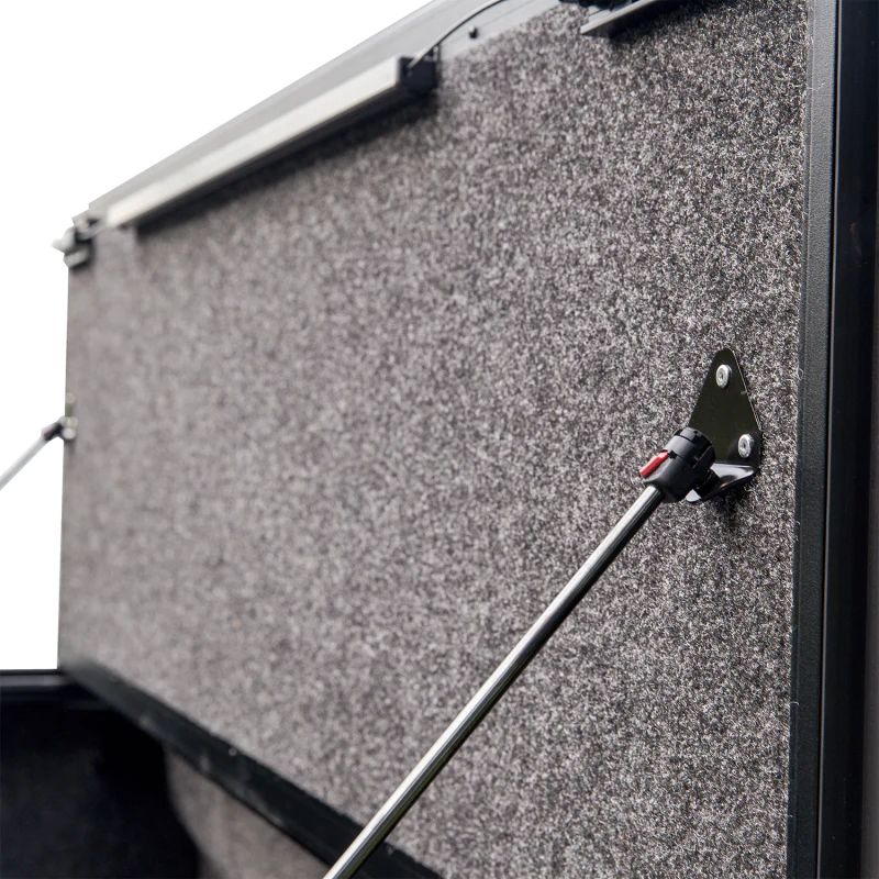 TrailFX Hard Tri-Fold Tonneau Cover Black Aluminum w/ Carpet Panels Model TFX5705 - Image 3