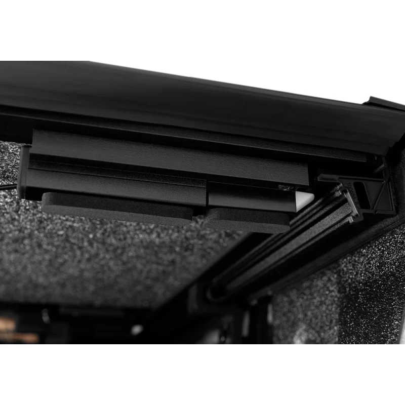 UnderCover Fusion Hard Folding 2019 (New Body Style)-2025 Chevy Silverado/GMC Sierra 1500 5' 10" Bed with or without MultiPro Tailgate - Paint Code G1W Abalone White Model AR12022L-G1W - Image 21